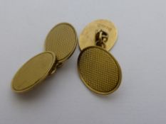 Gentleman`s Cufflinks Pair of 9 ct gold hallmarked Gentleman`s engine turned oval cufflinks approx 5