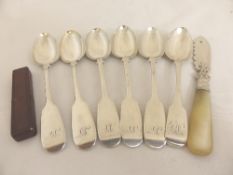 Collection of assorted silver incl. six Edinburgh hallmarked teaspoons (four Victorian & one