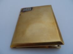 9 ct Gold Cigarette Case, the engine turned cigarette case with initials RLD, 8 x 11 cms. Marks