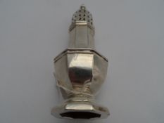 Solid Silver Caster Sugar Shaker, Birmingham hallmark dated 1918, 100 grams.