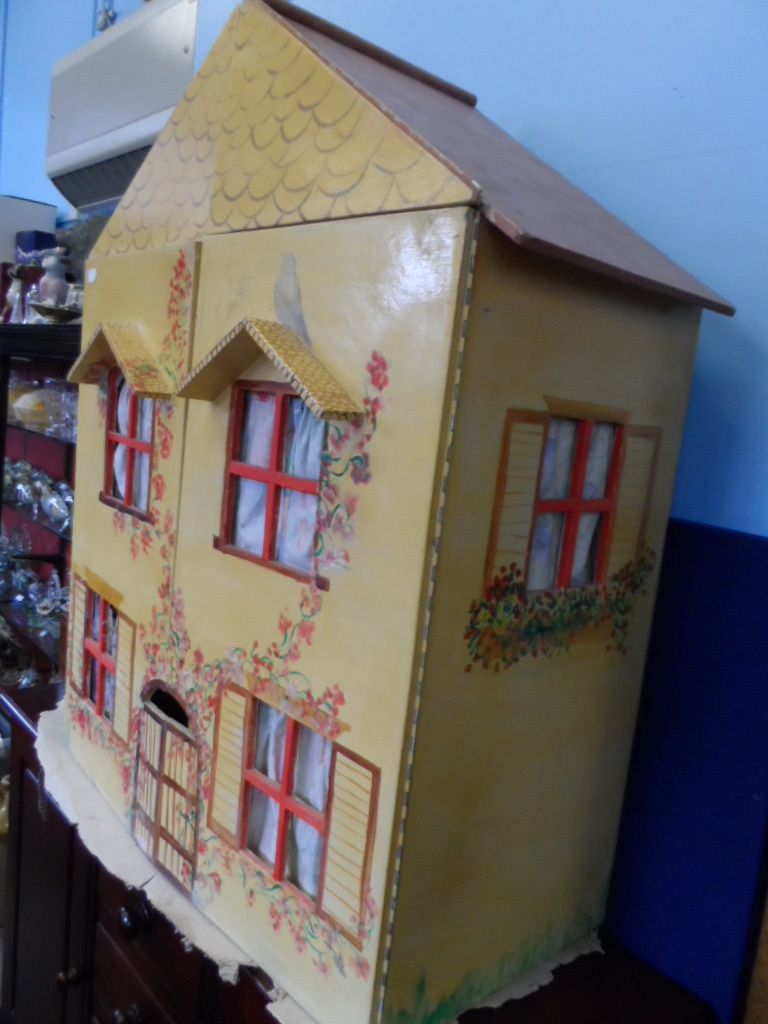 A Large Hand Made Dolls House. Approx. 92 x 47 x 122 cms.