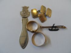 Collection of misc. gold and silver jewellery incl. two 9ct gent`s buckle rings, 9ct gold brooch