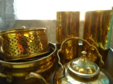 Collection of miscellaneous brass, including Brass bowl, two trench art shells dated 1915 and