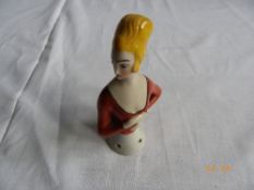 AN ANTIQUE PORCELAIN FIGURE OF A LADY IMPRESSED MARKS TO BACK (CROWN OVER W), A DUTCH PORCELAIN