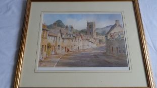 A FRAMED AND GLAZED LIMITED EDITION PRINT DEPICTING GLOUCESTER STREET, WINCHCOMBE LOOKING TOWARD THE
