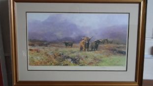 A FRAMED AND GLAZED LIMITED EDITION PRINT ( 743 / 850 ) ENTITLED " HIGHLAND CATTLE " SIGNED BY DAVID