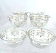 Silver Plated Finger Bowls. Six silver plated finger bowls with ribbed rim by Goldsmiths &