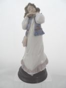 A Lladro Figure " Dreams of Summers Past ". An event privileged piece, 06401.