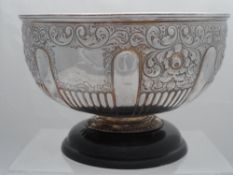 19th Century silver plated Punch Bowl. The punch bowl benefits from a floral and fluted decoration