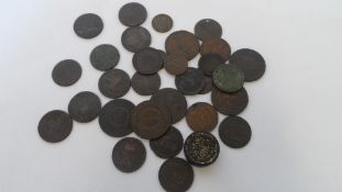 A COLLECTION OF MISC. ANTIQUE GB AND WORLDWIDE COPPER TOKENS INCL. PRO BONO PUBLICO INDUSTRY HAS ITS