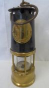 A BURR WOOD ENGINEERING CO. LTD. BRASS AND GLASS SAFETY LAMP