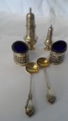 A PAIR OF BIRMINGHAM HALLMARKED WALKER AND HALL BLUE LINED SILVER SALTS TOGETHER WITH A LONDON