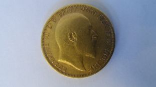 AN EDWARD VII 1903 GOLD FULL SOVEREIGN (GOOD CONDITION) B.P. BENEATH DRAGON D.S. BENEATH THE NECK.