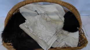 A COLLECTION OF MISC. LACE TABLECLOTHS TOGETHER WITH A VINTAGE FUR SHOULDER CAPE AND TWO COLLARS