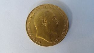 AN EDWARD VII 1910 GOLD FULL SOVEREIGN (GOOD CONDITION) B.P. BENEATH DRAGON D.S. BENEATH THE NECK.