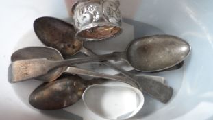 A COLLECTION OF MISCELLANEOUS SILVER INCLUDING SPOONS, NAPKIN RINGS ETC... 150 gms.