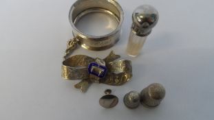 A COLLECTION OF MISC. SILVER ITEMS INCL. SILVER AND ENAMEL RIBBON BROOCH MM H & T DATED 1848,