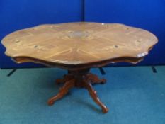 AN ITALIAN STYLE INLAID DINING TABLE HAVING SCALLOPED EDGE, APPROX. 144 X 104 X 82 CM