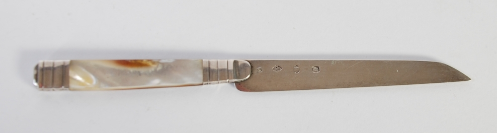 CONTINENTAL SILVER COLOURED METAL BLADED FRUIT KNIFE, with mother o`pearl handle, 7 1/4" (18.4cm)