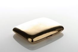 A 9ct gold cigarette case, of rectangular form (62g), length 8.5cm