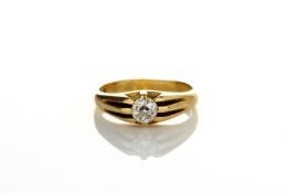 An 18ct gold and diamond gypsy ring, hallmarked London 1939, set with diamond weighing approx 0.