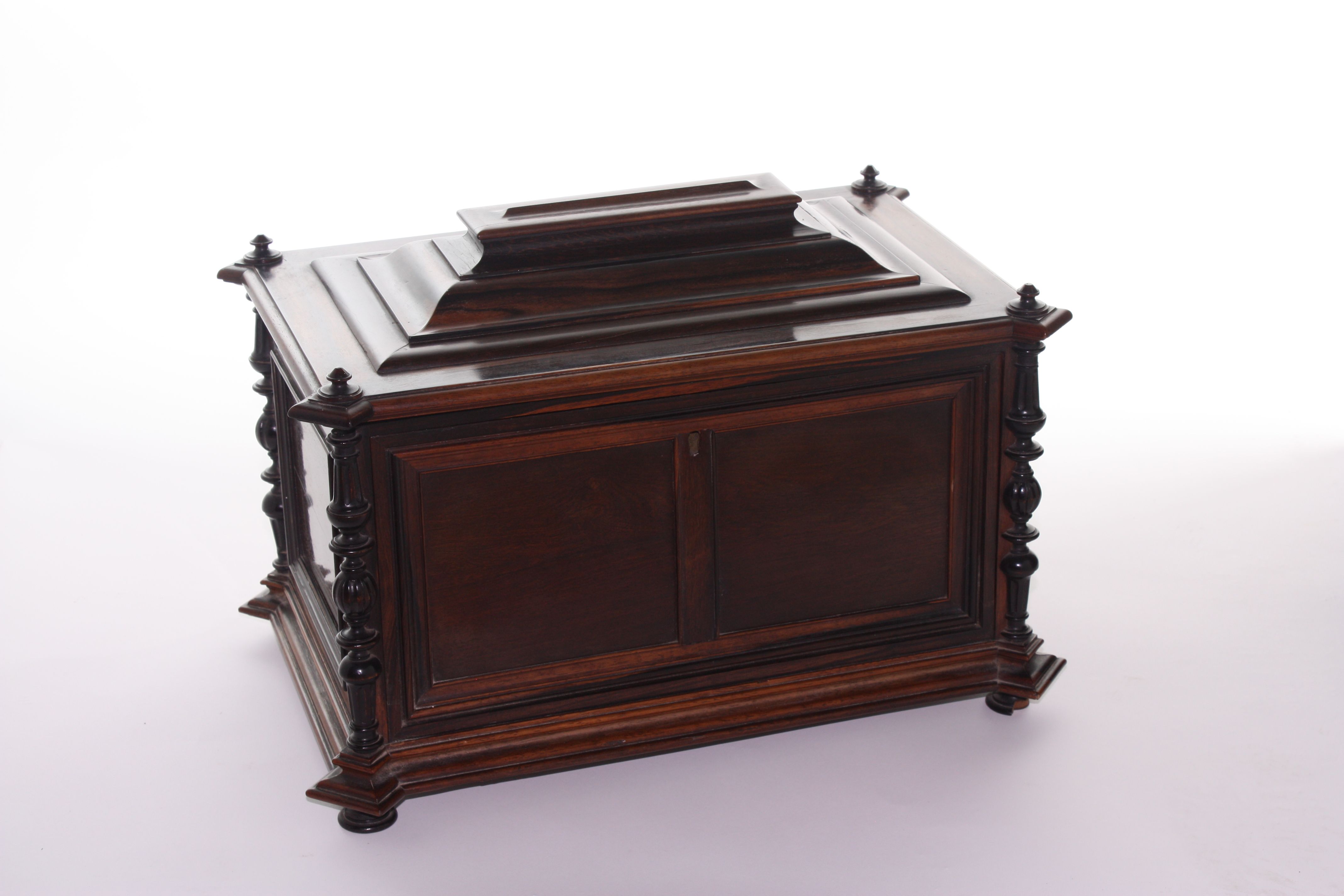 A mahogany Victorian jewellery casket, with stepped pediment, columns to corners and lift down