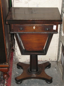 GOOD QUANLITY SMALL ROSEWOOD FOLD OVER GAMES TABLE WITH SINGLE DRAWER TO FRONT