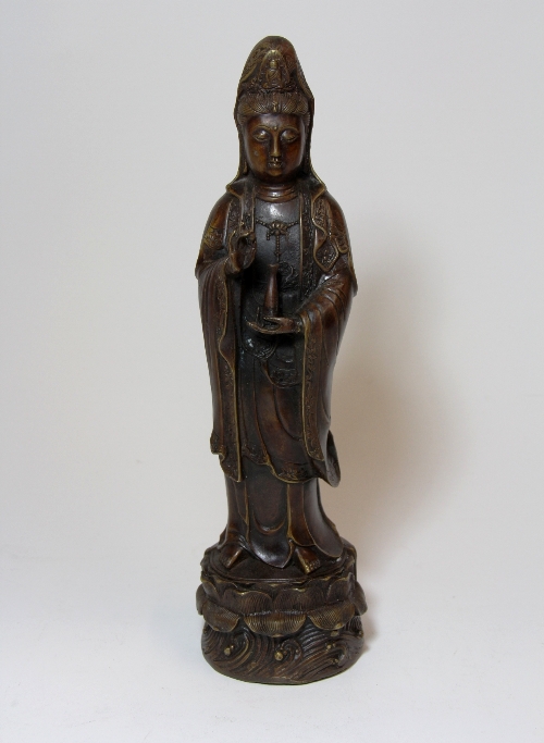 A bronze figure of the goddess Guanyin H34cm