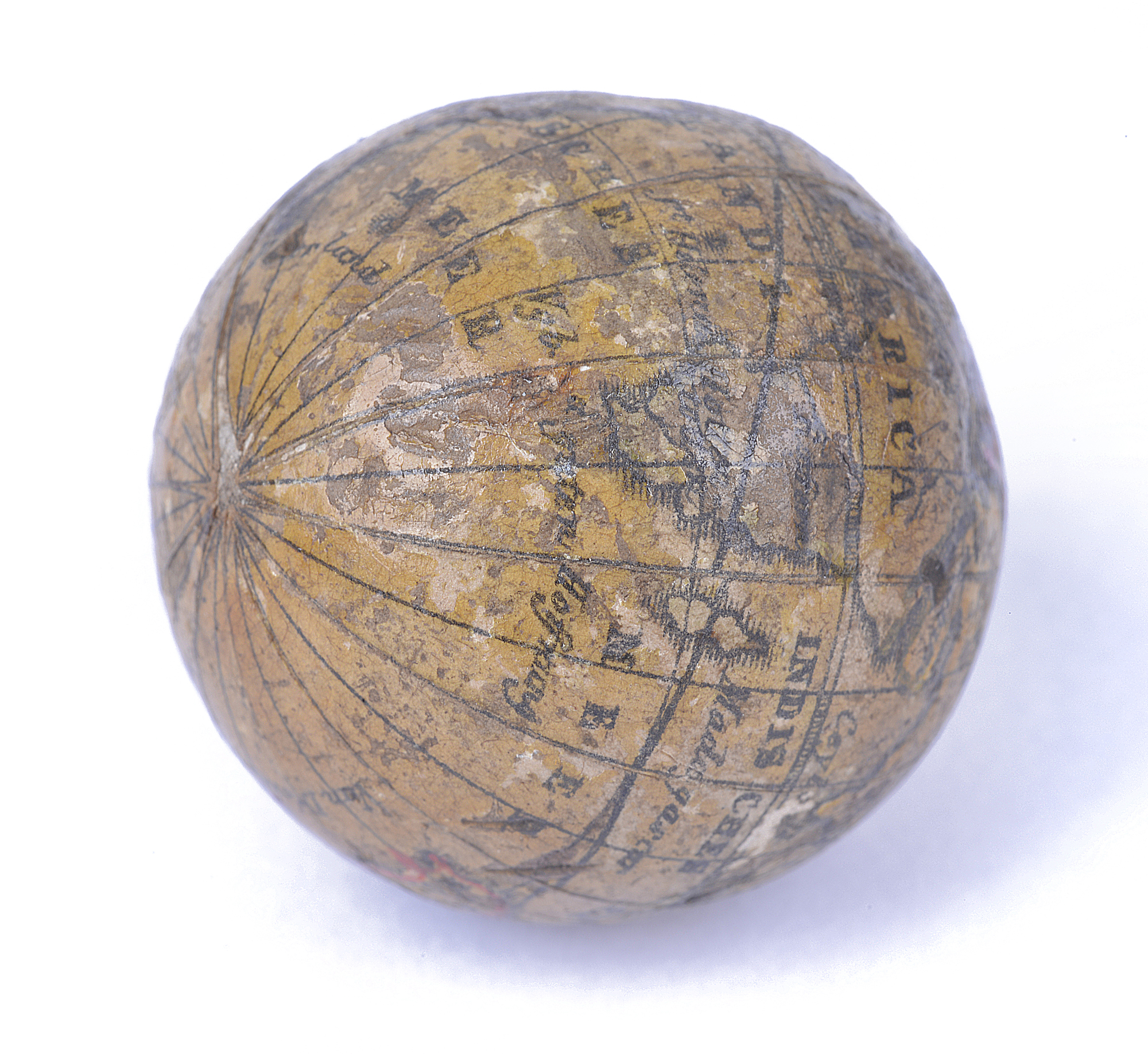 A miniature Georgian pocket globe.3cm