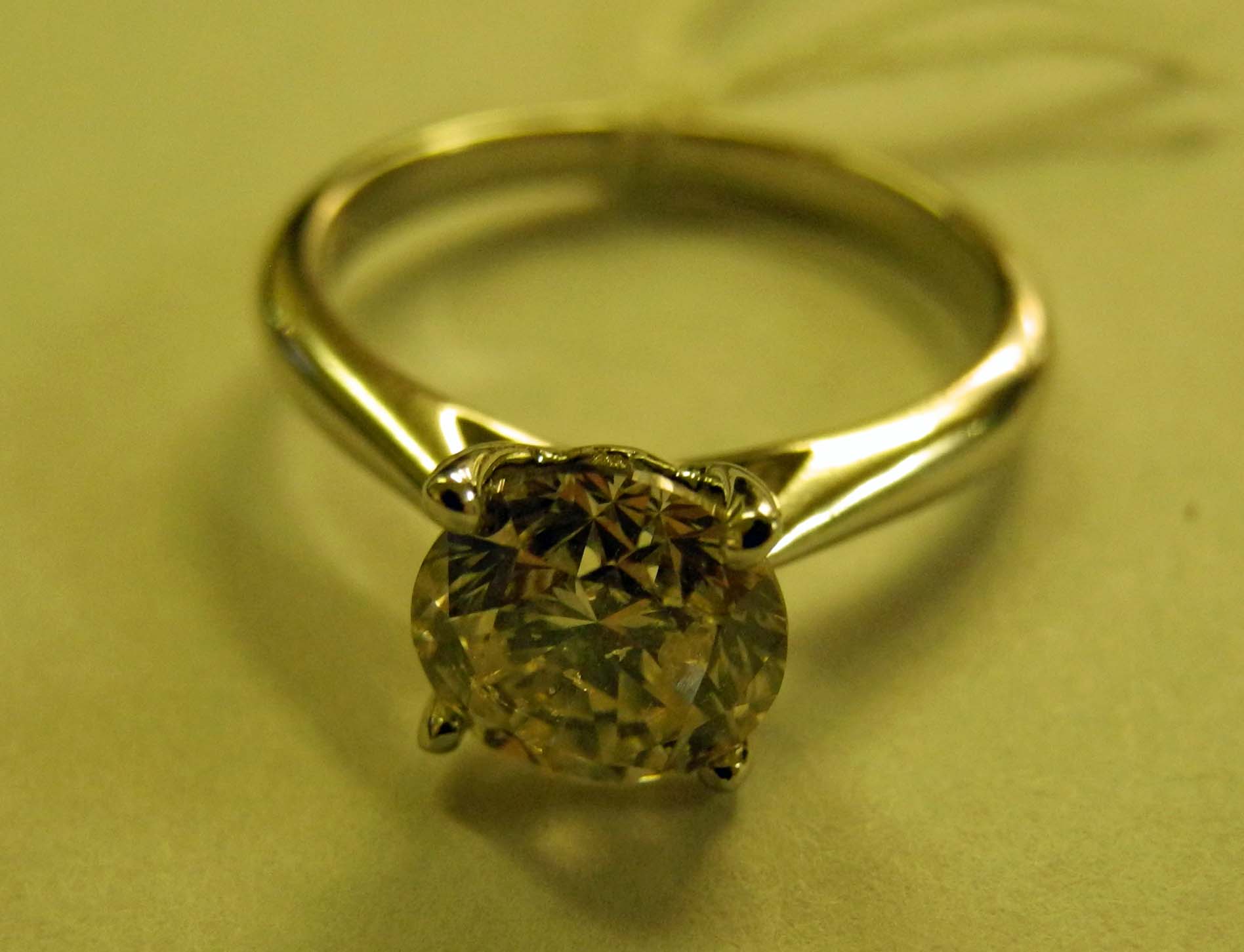 A large 18ct white gold diamond solitaire ring (1.74ct).