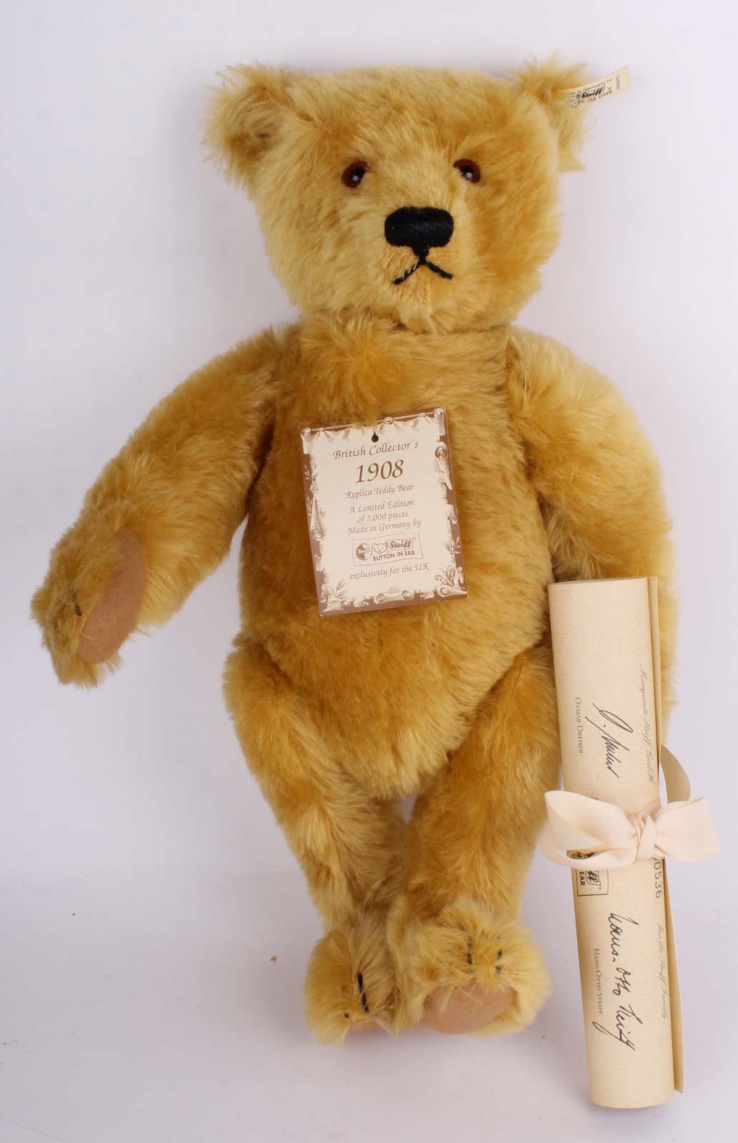 A large contemporary (mint in box) Steiff Teddy bear replica 1908 Limited Edition 536/3000 UK,