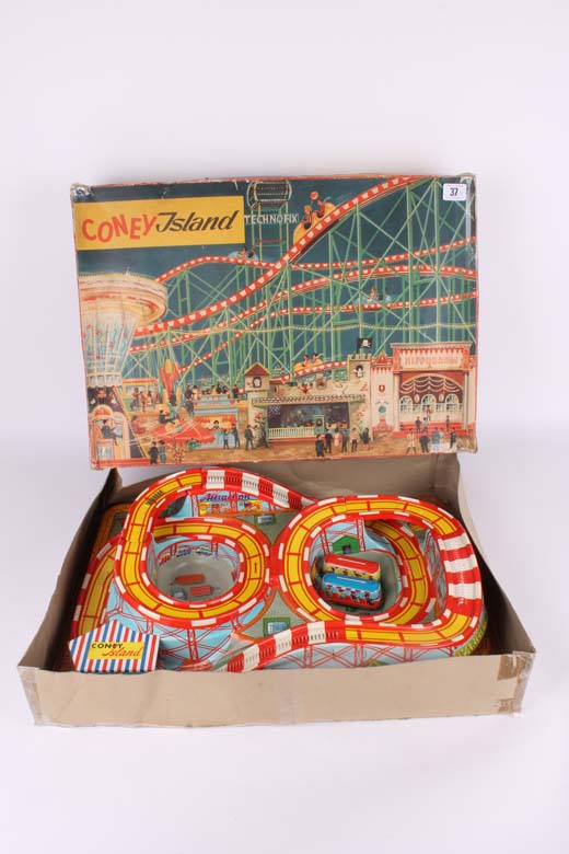 Three vintage West German Technofix clockwork boxed tin toy games, including `Coney Island` Set 307,