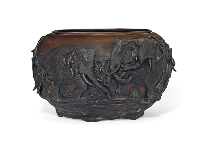 A Japanese Bronze Jardinière 
Meiji period (late 19th century) 
Cast with a herd of adult and baby