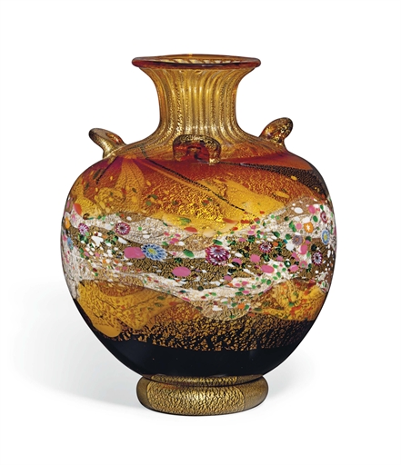 Kuroki Kuniaki (b. 1945) 
Heisei period (late 20th century) 
A various-coloured blown glass vase,