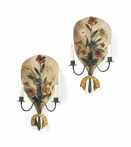 A PAIR OF FRENCH TOLE-PEINTE TWO-LIGHT WALL-LIGHTS 
20TH CENTURY 
Modelled as a floral spray,