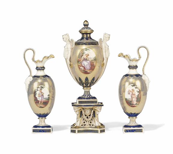 A CHELSEA-DERBY GARNITURE 
CIRCA 1775, GOLD ANCHOR MARKS 
Painted with figures and landscapes in