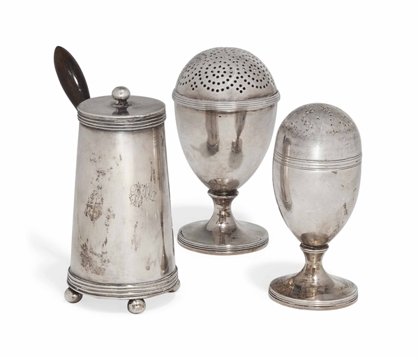 AN INDIAN COLONIAL SILVER HOT MILK JUG 
MARK OF JOHN HUNT, CALCUTTA, CIRCA 1810 
Tapering sides