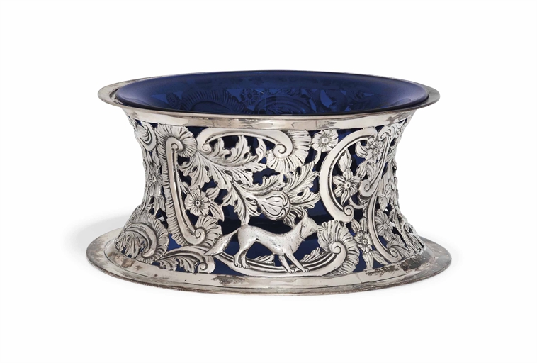 A LATE VICTORIAN SILVER DISH-RING IN THE 18TH CENTURY IRISH STYLE 
MARK OF ACKROYD RHODES, LONDON,