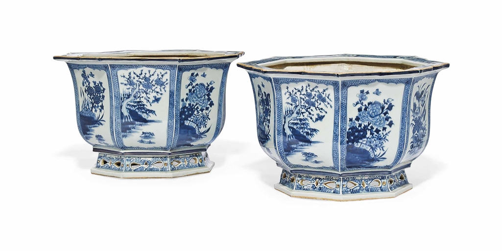 A PAIR OF CHINESE BLUE AND WHITE OCTAGONAL JARDINIERES 
MODERN 
Each with foliate rims and pierced