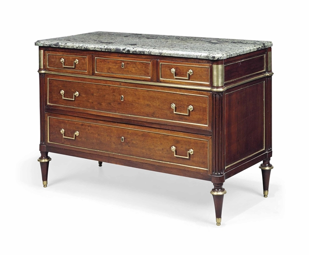 A DIRECTOIRE BRASS-MOUNTED MAHOGANY COMMODE 
LATE 18TH CENTURY 
The later Maurin Green marble top