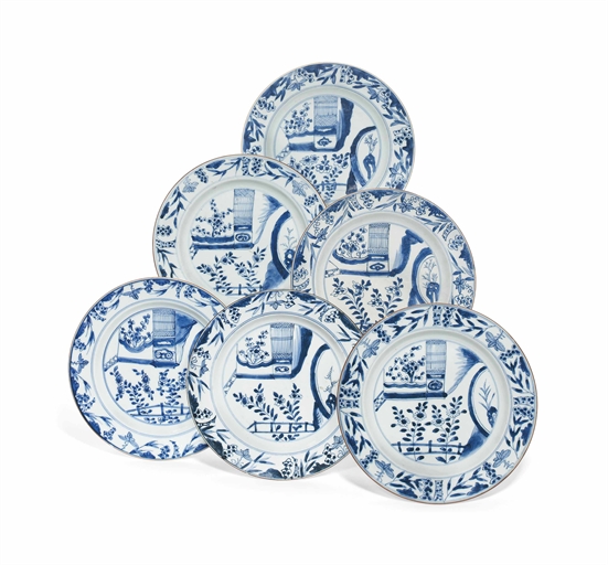 SIX CHINESE BLUE AND WHITE DISHES 
KANGXI PERIOD (1662-1722_ 
Each decorated to the centre with