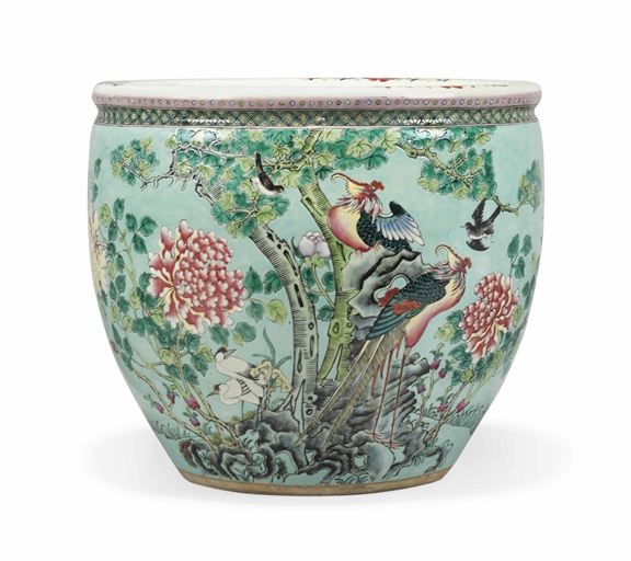 A CHINESE FAMILLE ROSE JARDINIÈRE 
20TH CENTURY 
Decorated with pair of birds amongst lotus flowers,