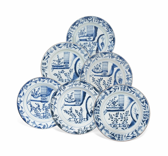 SIX CHINESE BLUE AND WHITE DISHES 
KANGXI PERIOD (1662-1722) 
Each decorated to the centre with