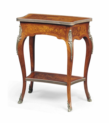 A FRENCH KINGWOOD, TULIPWOOD, BOIS SATINE AND MARQUETRY OCCASIONAL TABLE
OF LOUIS XV STYLE, CIRCA