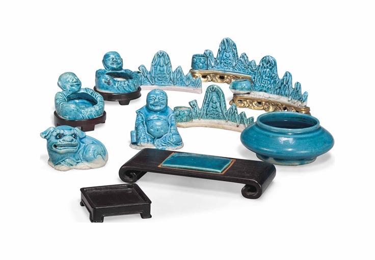 TEN CHINESE TURQUOISE-GLAZED ITEMS 
KANGXI PERIOD (1662-1722) 
Comprising four brush holders