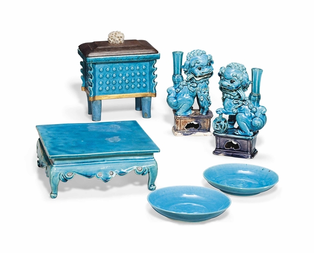 A GROUP OF SIX CHINESE TURQUOISE-GLAZED ITEMS 
KANGXI PERIOD (1662-1722); THE JADE MING DYNASTY (