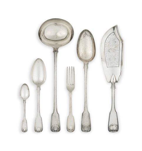 A GEORGE IV SILVER SINGLE-STRUCK FIDDLE, THREAD AND SHELL PATTERN FLATWARE SERVICE
MARK OF WILLIAM