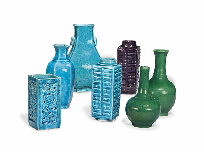 SEVEN SMALL CHINESE MONOCHROME VASES 
KANGXI PERIOD (1662-1722) 
Comprising four turquoise-glazed