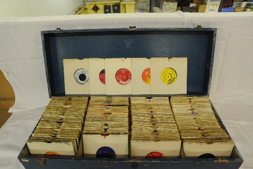 DJ Collection of 45s (400+), A-Z, 60s - 80s, plain sleeves - in wooden transit case