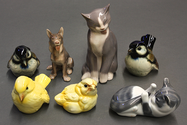 German and English porcelain figurines (lot of 7) Continental porcelain animal figurines by Royal